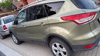 Ford Kuga 2.0 TDCi -Titanium/103 kW 4x4 Automat - 2