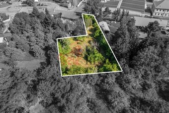 Prodej stavebního pozemku o velikosti 2005 m2 - 2
