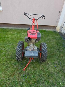Zahradní a zemědělský stroj VARI (Honda) systém s příslušens - 2