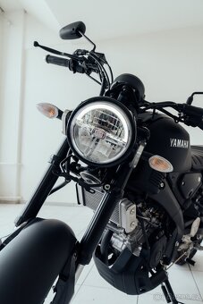 Motorka Yamaha XSR 155 - NOVÁ (Černá) - 2