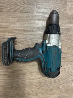 Priklepova aku vrtacka Makita - 2