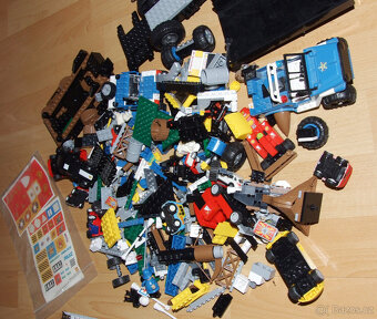 stavebnice COBI +LEGO,  přes 1kg dílků - ZADÁNO - 2