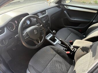 Pronajem auta Škoda octavia - 2
