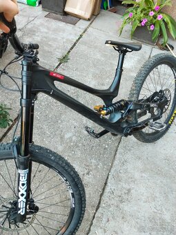 Specialized Demo I Carbon 2018 DH / sjezdové kolo - 2