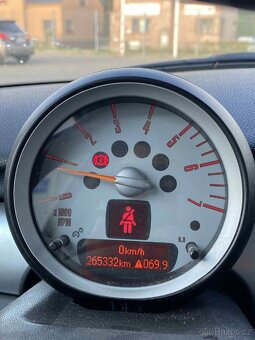 Mini Cooper Clubman - 2