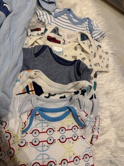 Chlapec. oblečení 45 ks vel 56-62 cm - 2