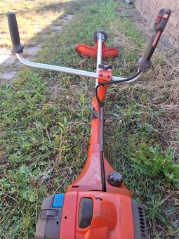 Profi křovinořez HUSQVARNA 545 RX - 2