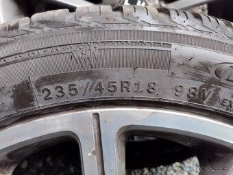 Peugeot litá kola zimní pneu 235/45R18 - 2