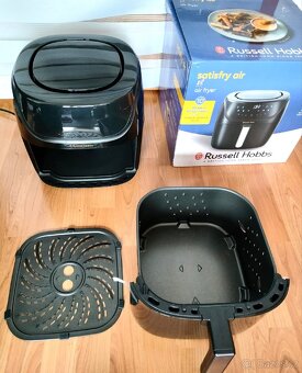 Horkovzdušná fritéza Russell Hobbs 27170 - 2