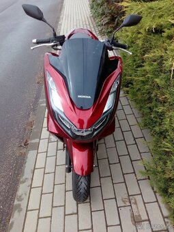 Honda PCX 125, rok 2022, zimní cena - 2