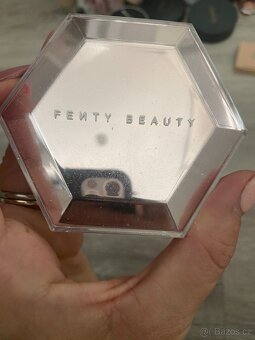 Fenty beauty DIAMOND BOMB - PC 1000 KČ - 2