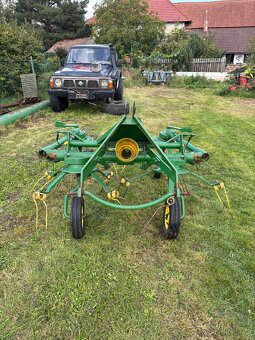 Obraceč píce sena - 2