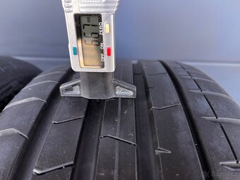 Zánovní pneu Pirelli 235/50 r19 - 2