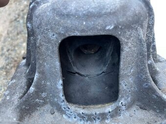 Nápravnice Audi A4 B8 - 2