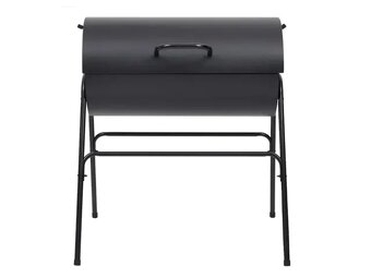 Venkovní gril na dřevěné uhlí. - 2