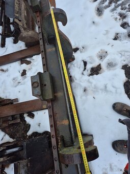 Vidle na Volvo L90 atd - 2