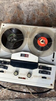 B4 magneťák promítač - 2