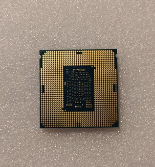 Intel Core i3-8300 | 3.70 GHz | UHD Graphics 630 | LGA 1151 - 2