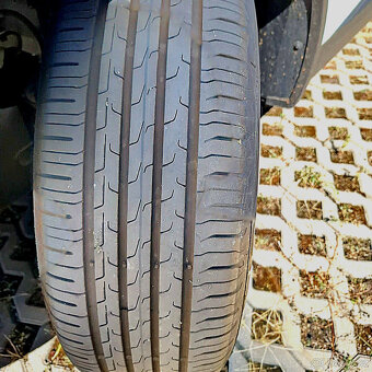 Letní pneu 215/60/R17 96H - 2