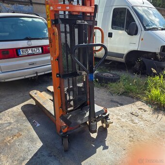 Prodam paletak výška do 3m - 2