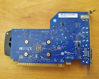 Nefunkční grafické karty PCI-E na díly / opravu - 2