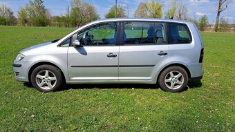 vw touran 1,9tdi 2010 - 2