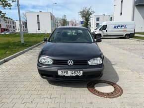 Volkswagen Golf,  1.6 16v - 2