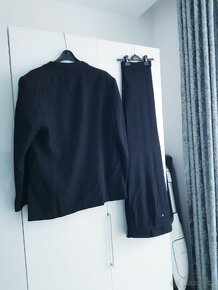 Oblek Pietro Filipi vel.XXL Pc : 10.500,- - 2