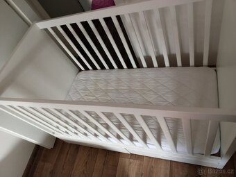 Postel IKEA stuva - 2