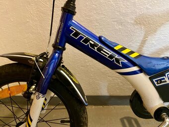 Kolo 16 TREK - 2
