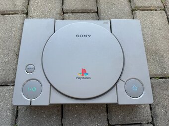 Playstation 1 scph-5552 ČIP, OVP, PAL nová mechanika - 2