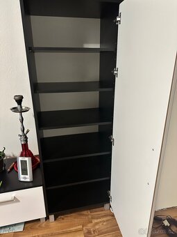 Obývací stěna bíla - 2