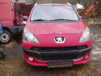 Peugeot 107 1.4HDi veškeré ND levně - 2