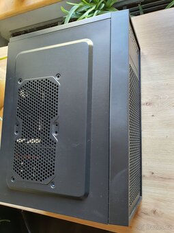 Herní počítač Intel i5 6400/ RX VEGA 64 8GB/ 120GB SSD a 1TB - 2