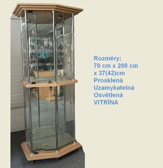 Prosklená produktová vitrína s osvětlením - 2