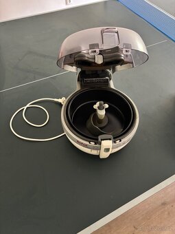 Fritovací hrnec Tefal Actifry - 2
