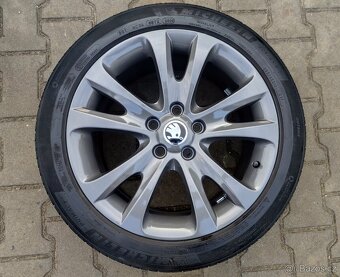 Alu kola originál Škoda Superb II 5x112 R17 Trifid - 2