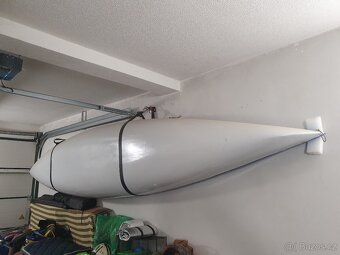 Laminatova kanoe 4,7 m - 2