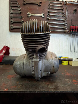 Motor ČZ 175/450 - 2