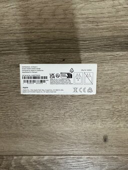Apple AirPods 4 (bez ANC) - 2