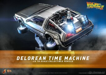 DeLorean - Back to the Future II - Time Machine 1/6 - 2