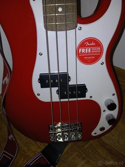 Baskytara Fender - 2