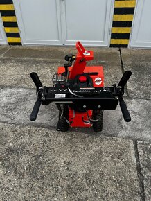 Sněhová fréza Ariens Compact 24, Briggs&Strattion 900 - 2