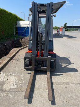 vysokozdvižný vozík Linde HD30 diesel - 2