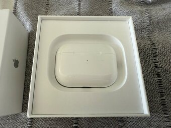 Zánovní Apple AirPods Pro (2. generace) MTJV3ZM/A - 2