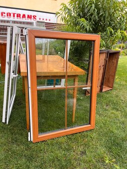 Okna plastová 111x77 + rám - 2