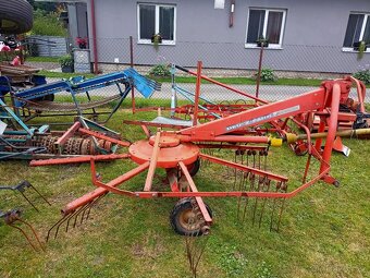 Pěkný Shrnovac sena 2,5 m - 2