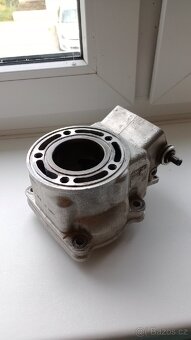 Husqvarna 125 5t CR válec - 2