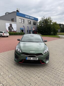 Kia ProCeed GT 1.6 T-GDI 150 kW | 09/2023 | Automat | 33 000 - 2