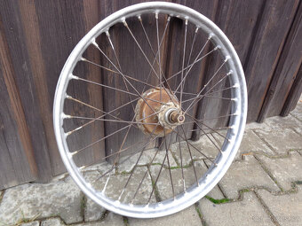 Přední kolo Jawa, ČZ - 2